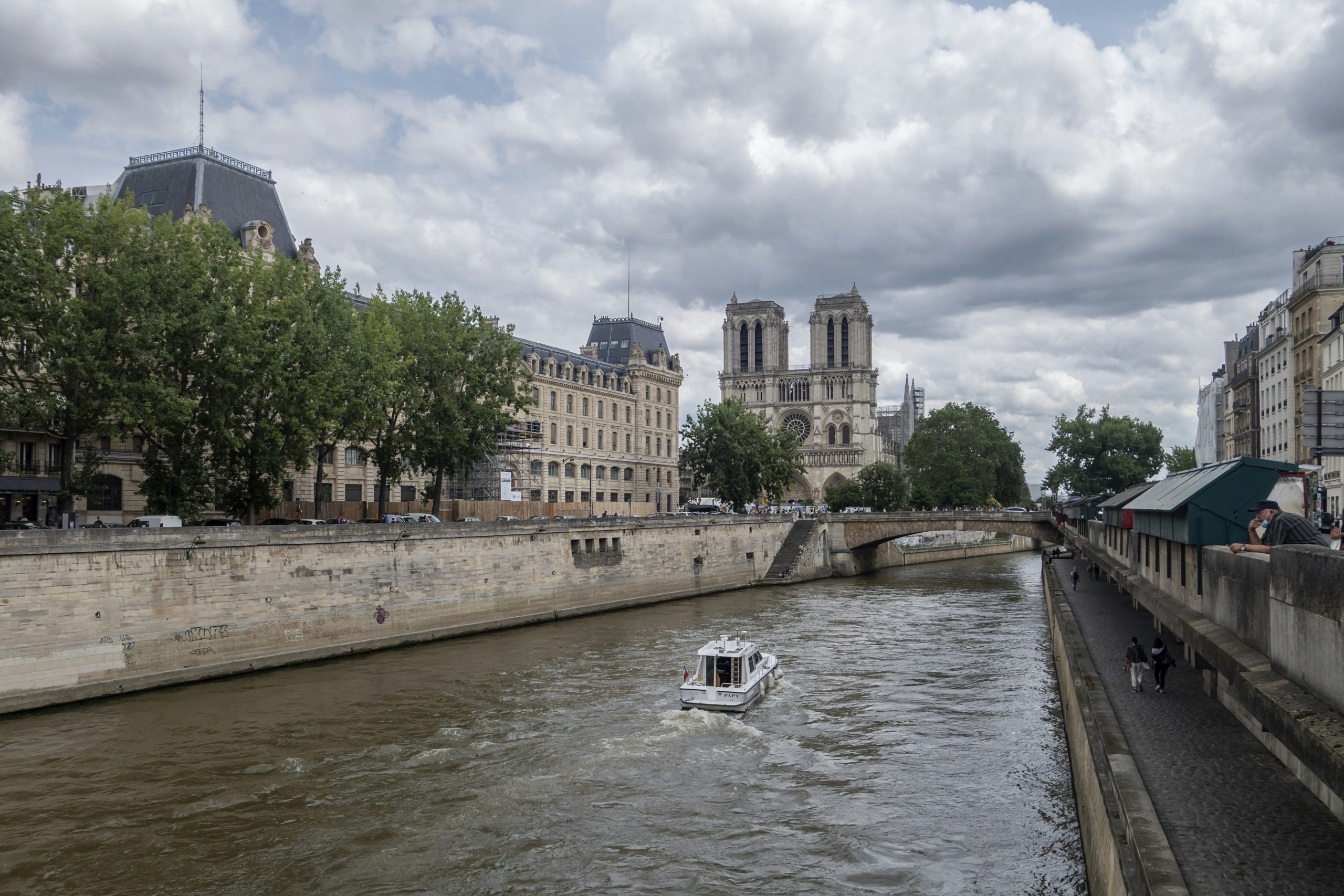 Moments magiques sur la Seine.